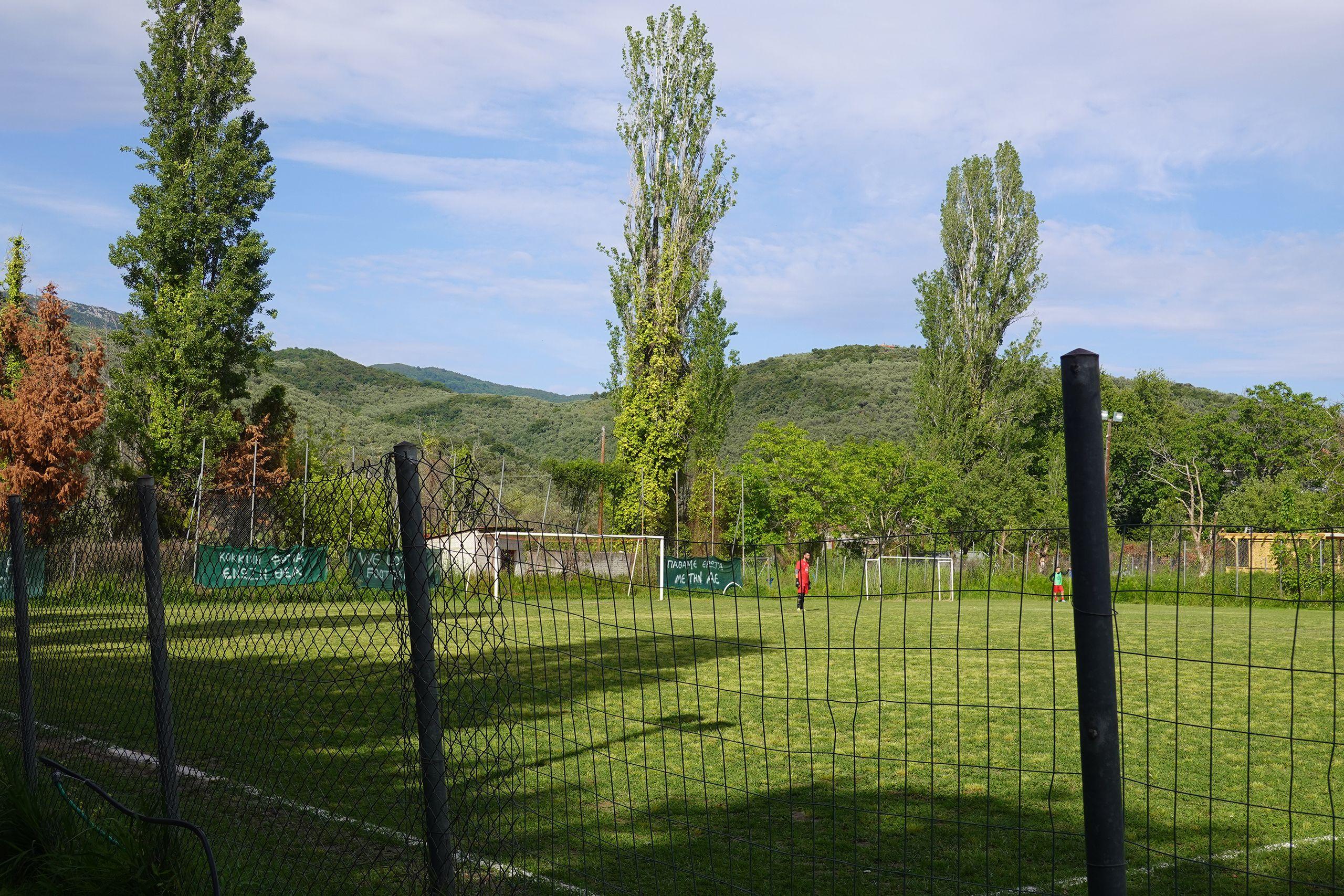 AE 2002 - Dafni Volou